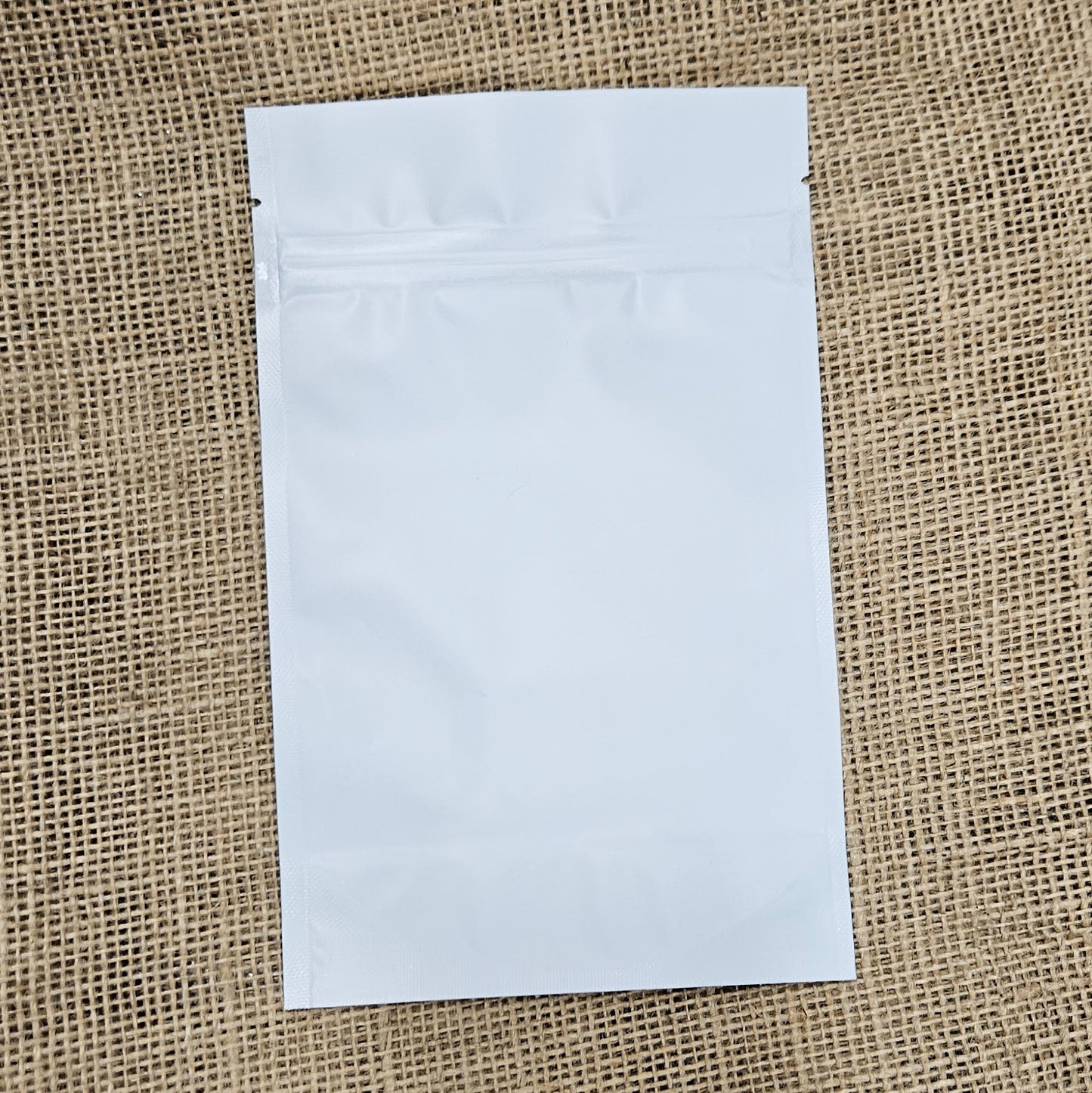 1/2 lb White Zippered Barrier Pouch